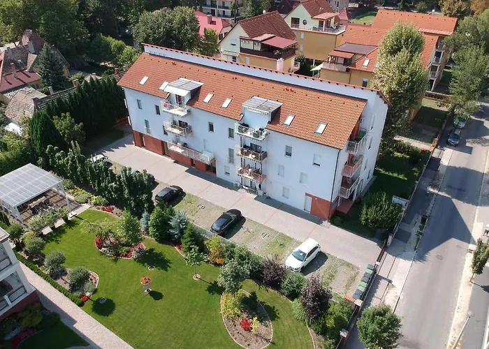 Myflat Wellness Apartmán Siófok